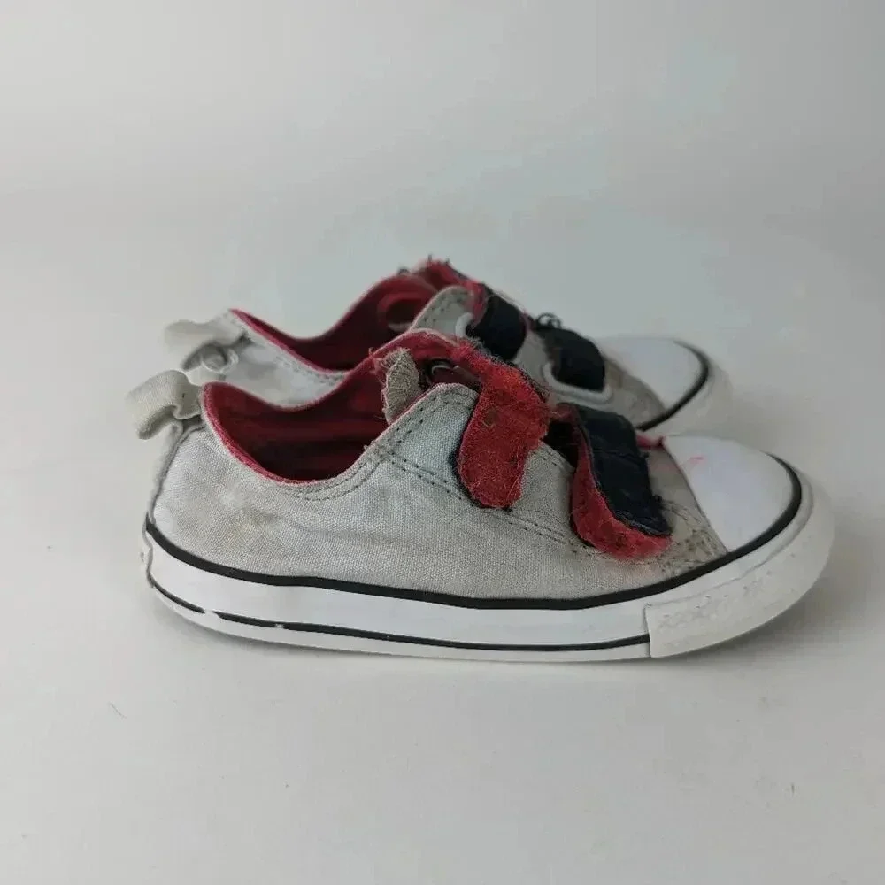 Converse Kid's Chuck Taylor All Star 2V Sneaker -8
